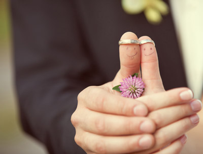 Mutlu Bir Evlilik Doğru İletişimle Sağlanır / Yazar-Terapist Serhat Yabancı