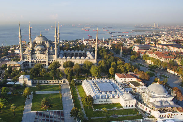 Ayasofya, Süleymaniye ve Sultanahmet Camilerine Biyoharmolojik Bakış / Dr. Sadık Sezgin Ozan