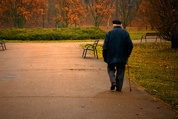 Modern Çağda Yalnızlığın ve Yaşlılığın Değişen Anlamı / Sosyolog Özge Kızılkaya